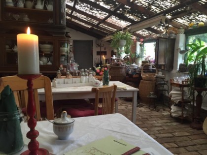 照片: Blumencaf&amp;eacute; R&amp;uuml;gen - S&amp;ouml;k di wat ut